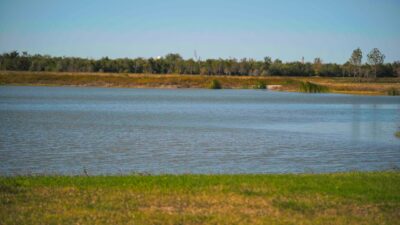 Mont-Belvieu-Outdoor-Activities-Hackberry-Park-pond