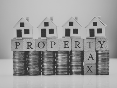 Graphic with the words ‘Property Tax,’ representing the property tax portion of a monthly mortgage payment.